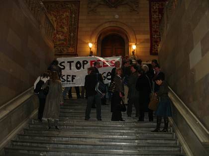 Barcelona · Barcelona Universitesi Rektörlüğü-Protestocu Öğrenciler